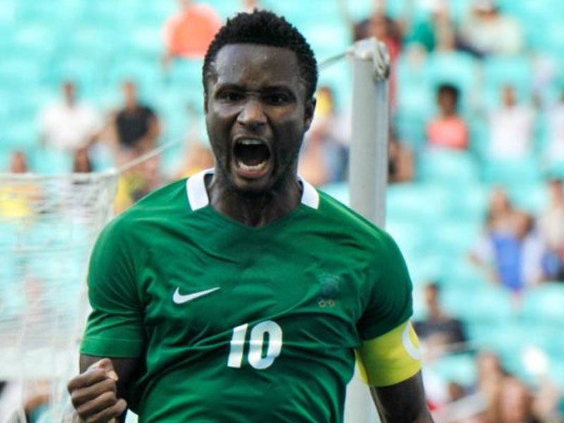 Mikel Obi, Others Escape Plane Crash