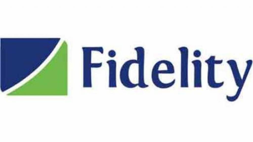 Trending Video Of Bank Theft: We Are Working With Police To Apprehend Culprit – Fidelity Bank