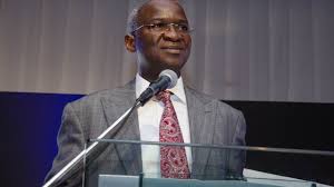 FG Owes 3,504 Housing Contractors, Says Fashola